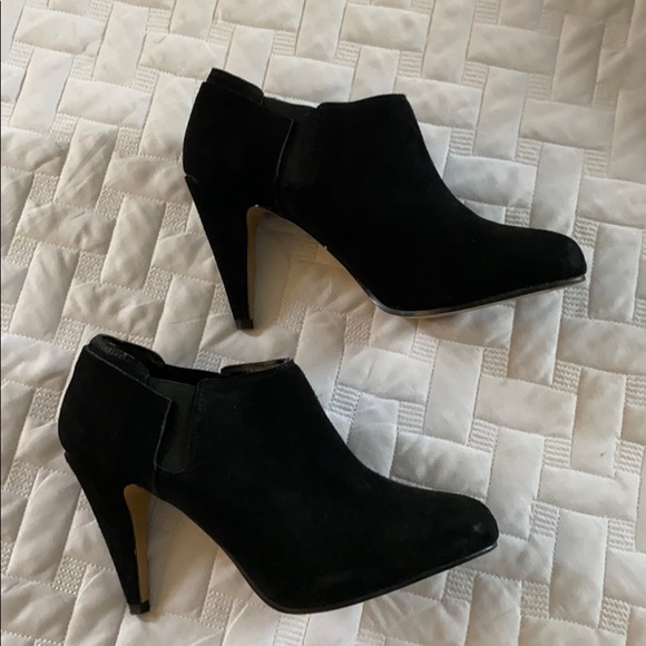 Dolce Vita Booties - Picture 3 of 4